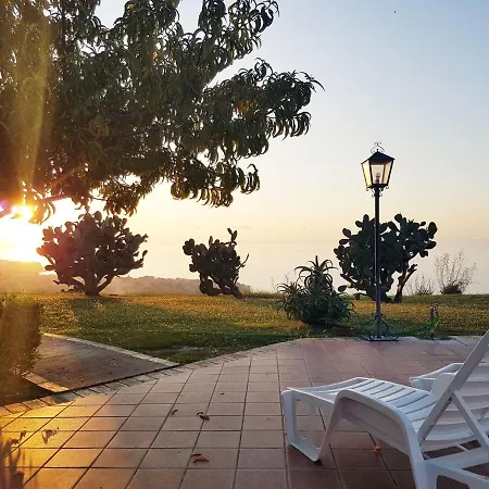 Paradise Garden * Parghelia