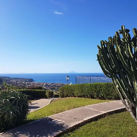 Lejlighed Paradise Garden Parghelia